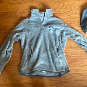 Grey Patagonia pullover!!!